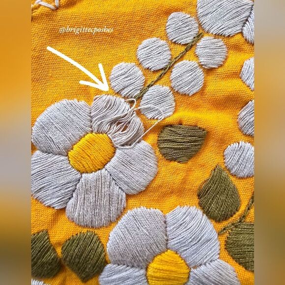 HANDMADE Traditional Embroidered Mexican Blouse - Picture 7 of 12